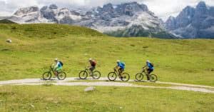 Radfahren in Madonna di Campiglio auf Wegen und einer 171 km Tour