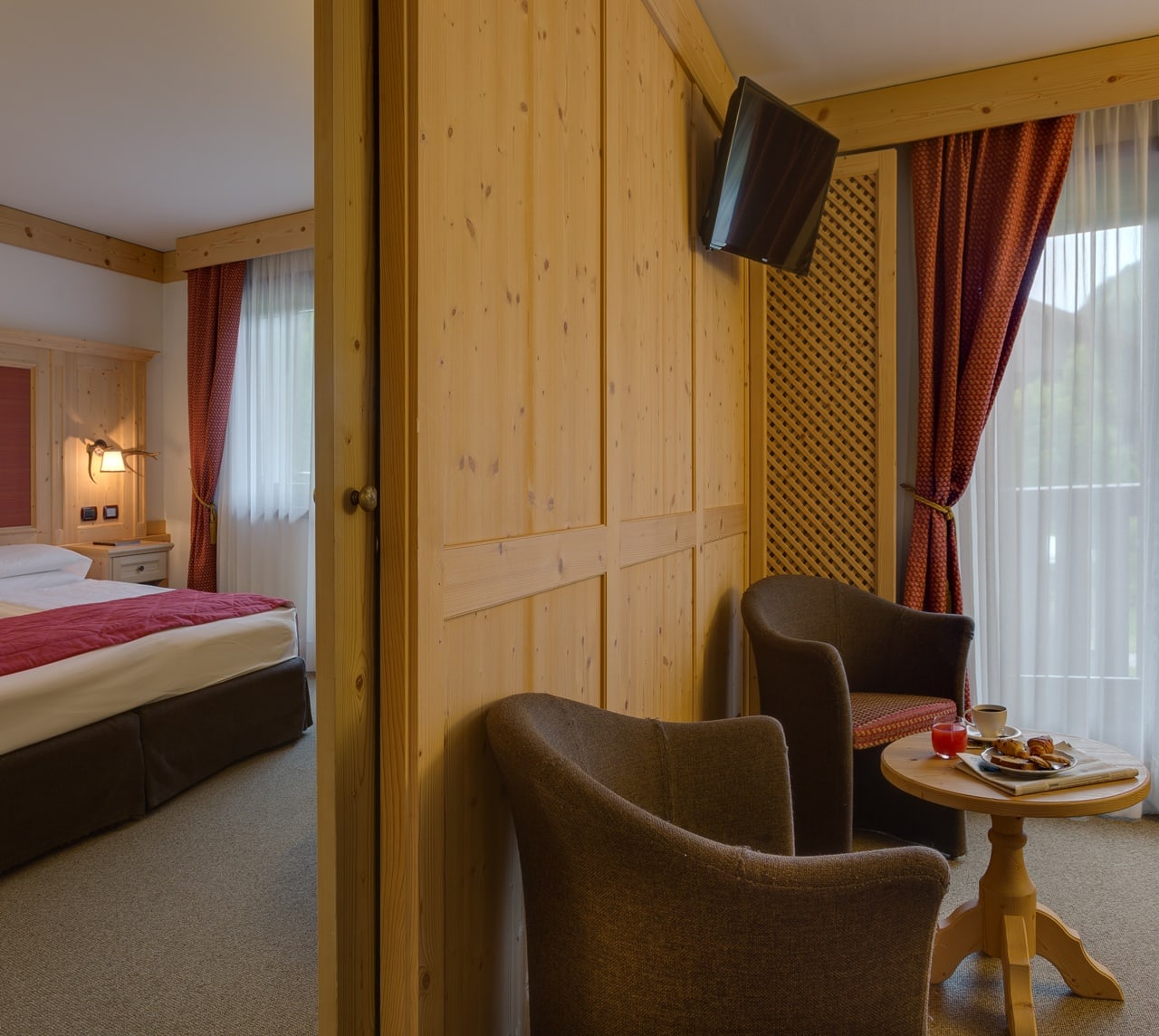 https://www.residencehotels.com/wp-content/uploads/2025/08/D_ANTARES_HOTEL_VALGARDENA_TIPOLOGIE_3.jpg